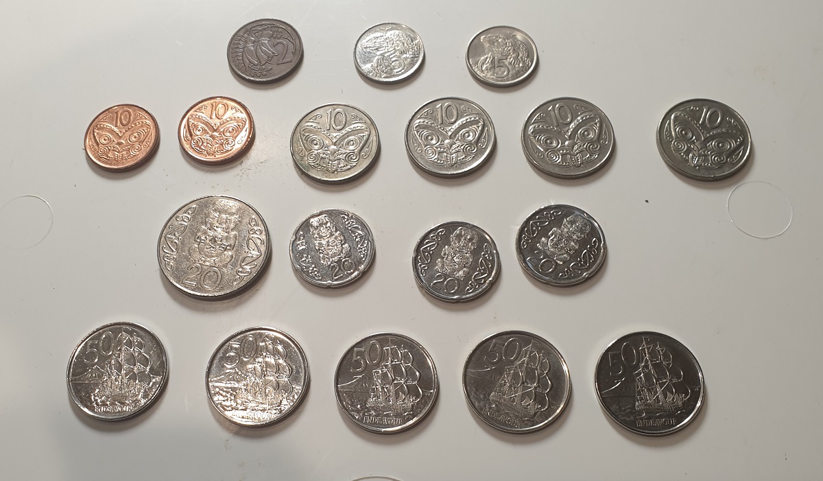 Bunch-Of-NZ-Coins-From-A-Kiwi.